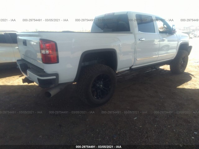 Photo 3 VIN: 1GT12UE84GF129838 - GMC SIERRA 2500HD 