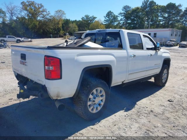 Photo 3 VIN: 1GT12UE8XGF144568 - GMC SIERRA 