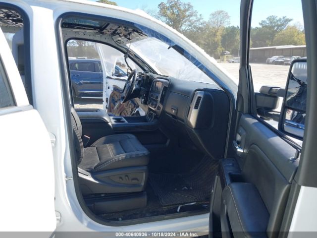 Photo 4 VIN: 1GT12UE8XGF144568 - GMC SIERRA 