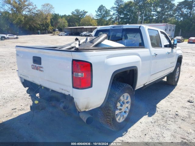 Photo 5 VIN: 1GT12UE8XGF144568 - GMC SIERRA 