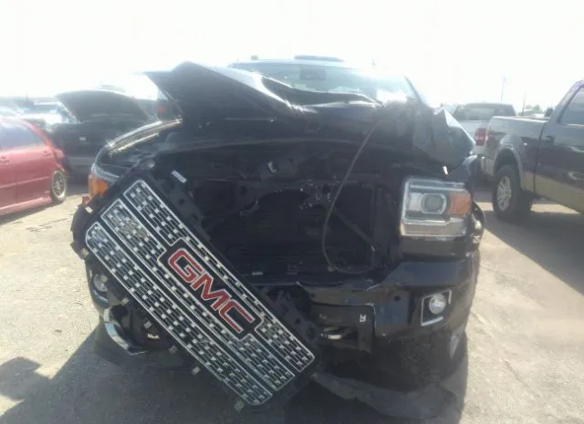 Photo 5 VIN: 1GT12UEY0JF218829 - GMC SIERRA 2500HD 