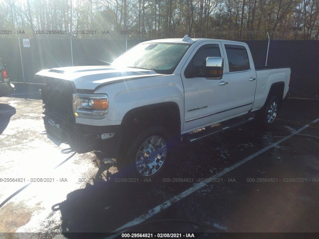 Photo 1 VIN: 1GT12UEY1JF269546 - GMC SIERRA 2500HD 