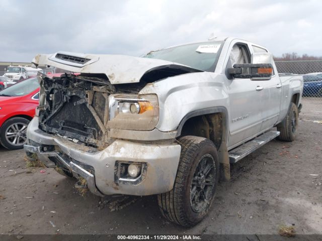 Photo 1 VIN: 1GT12UEY2JF118277 - GMC SIERRA 