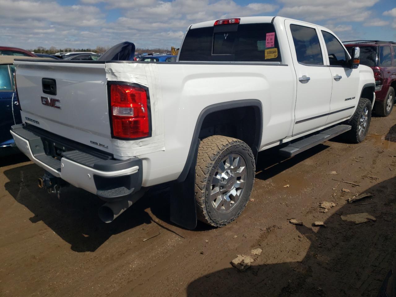 Photo 2 VIN: 1GT12UEY3HF234095 - GMC SIERRA 