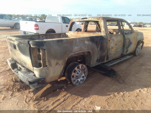 Photo 3 VIN: 1GT12UEY4JF110567 - GMC SIERRA 2500HD 