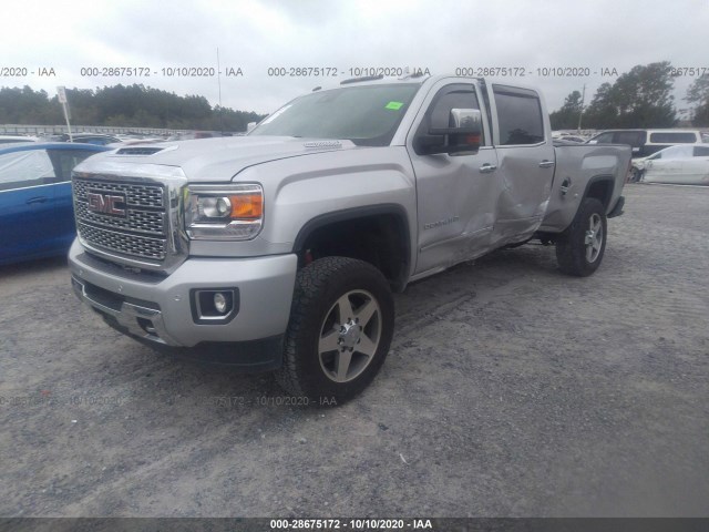 Photo 1 VIN: 1GT12UEY4JF117907 - GMC SIERRA 2500HD 