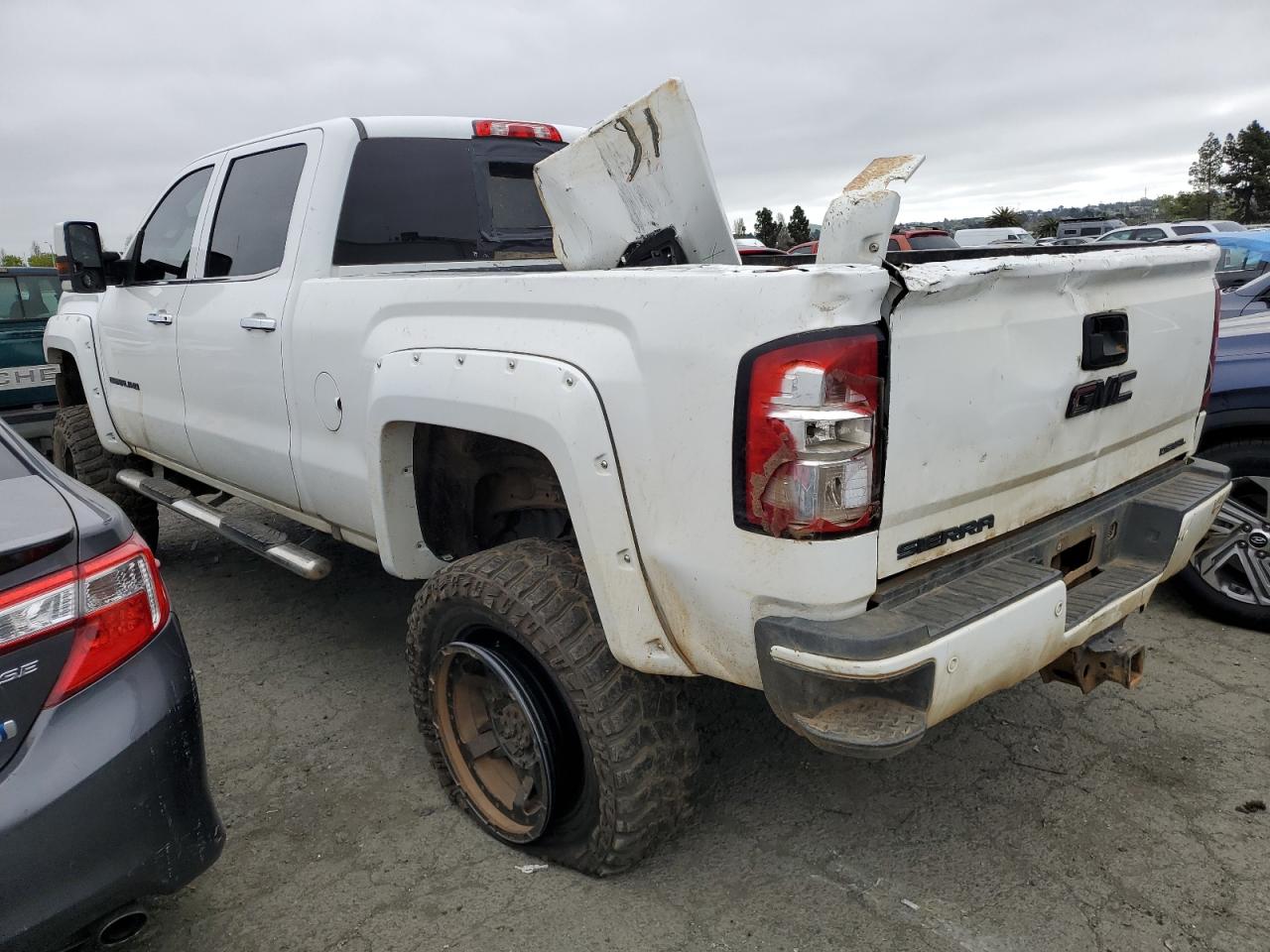 Photo 1 VIN: 1GT12UEY6HF224533 - GMC SIERRA 