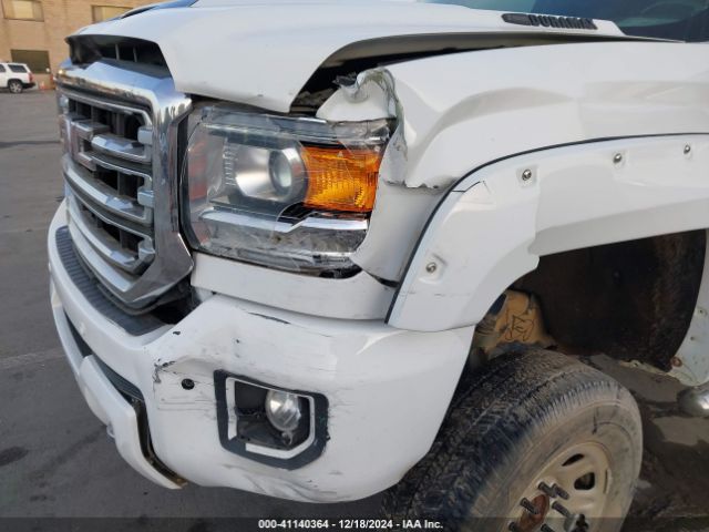 Photo 5 VIN: 1GT12UEY6HF224533 - GMC SIERRA 