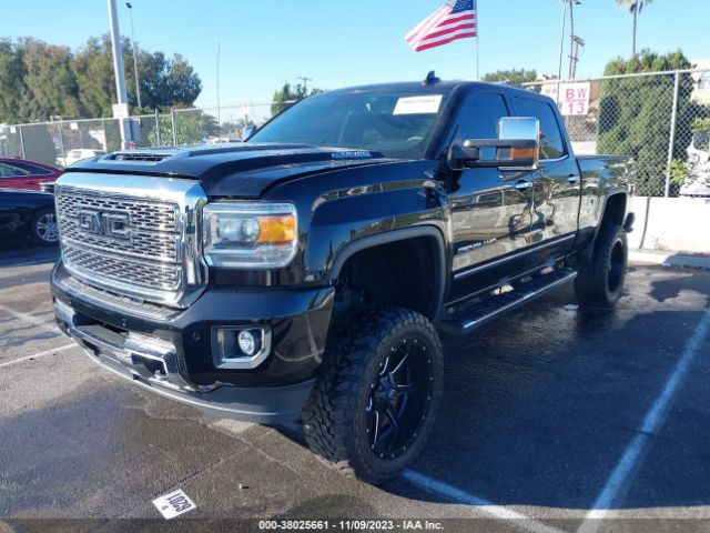 Photo 1 VIN: 1GT12UEY6JF103376 - GMC SIERRA 2500HD 