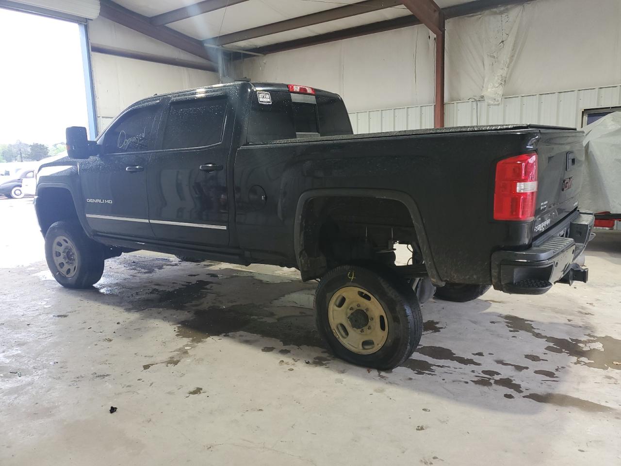 Photo 1 VIN: 1GT12UEY7HF116681 - GMC SIERRA 