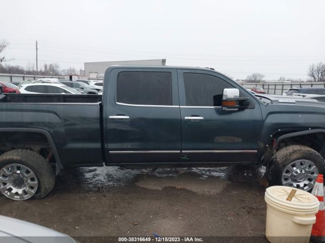 Photo 5 VIN: 1GT12UEY8HF163976 - GMC SIERRA 2500HD 