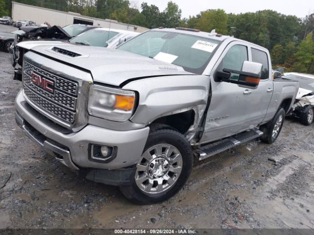 Photo 1 VIN: 1GT12UEY9JF113139 - GMC SIERRA 