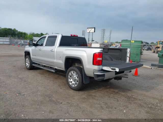 Photo 2 VIN: 1GT12UEYXJF120486 - GMC SIERRA 2500HD 