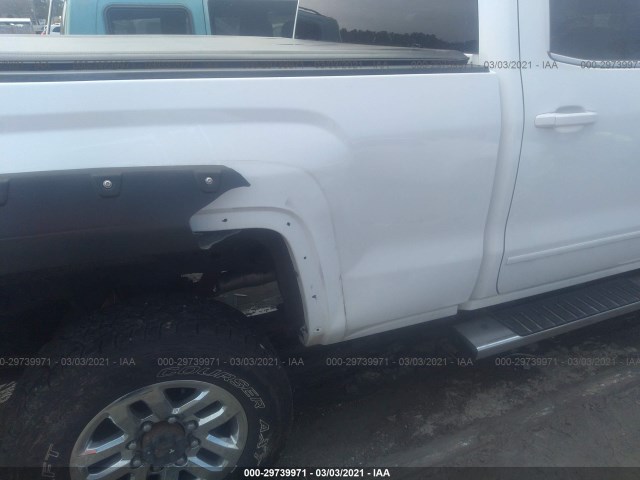 Photo 5 VIN: 1GT12YEG1FF149641 - GMC SIERRA 2500HD 