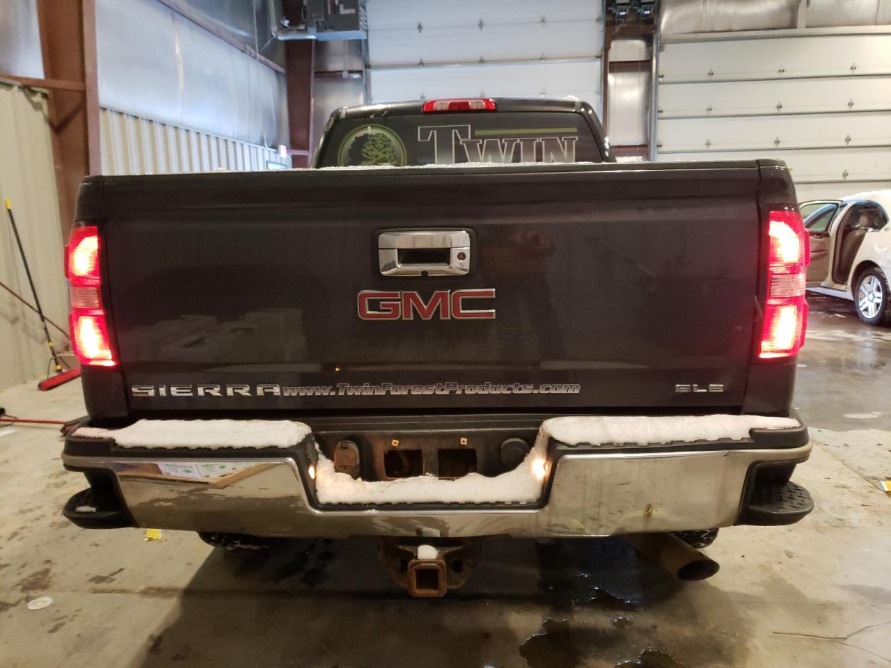 Photo 5 VIN: 1GT12YEG1FF605752 - GMC SIERRA 