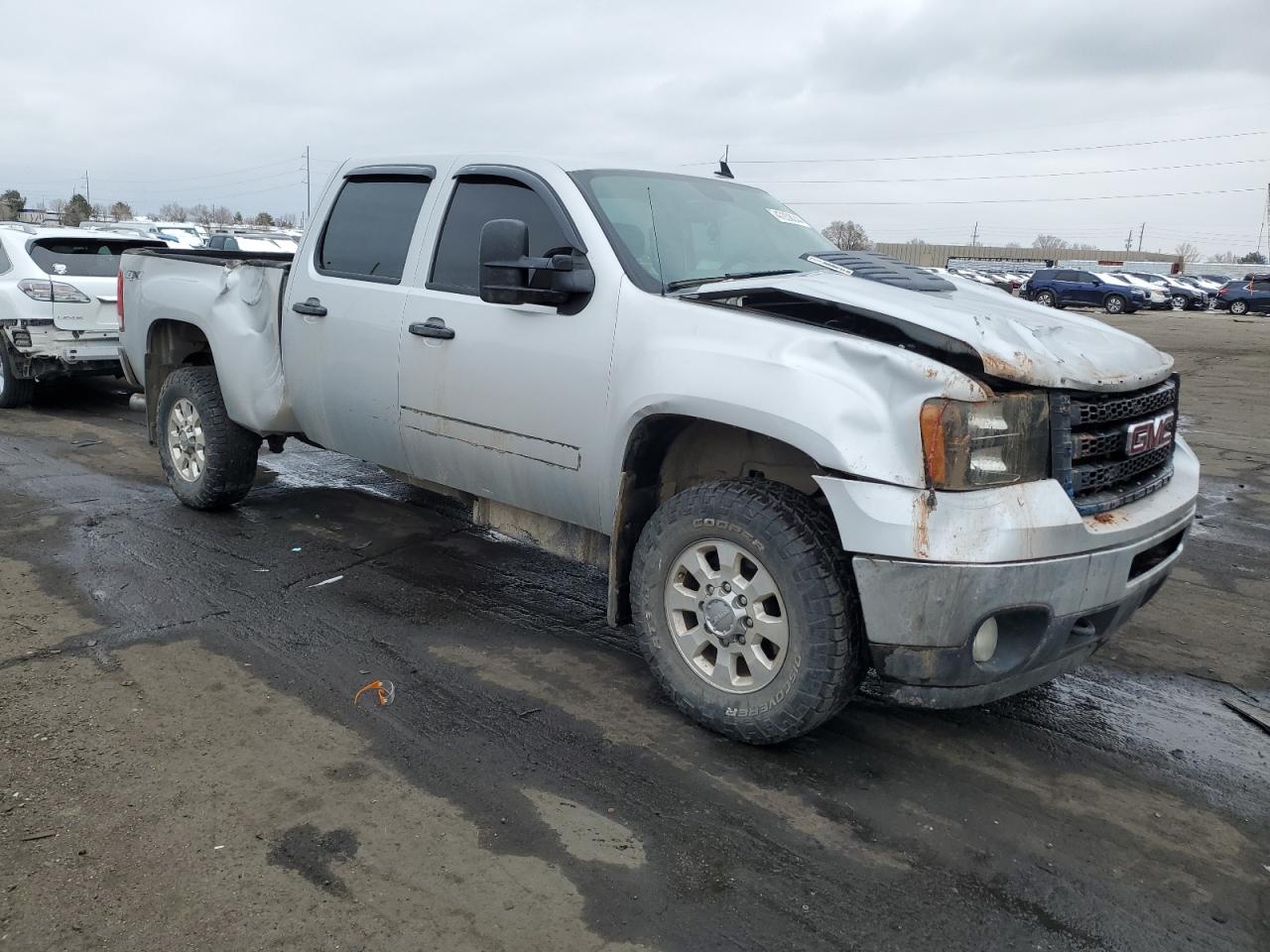 Photo 3 VIN: 1GT12ZC88DF218002 - GMC SIERRA 