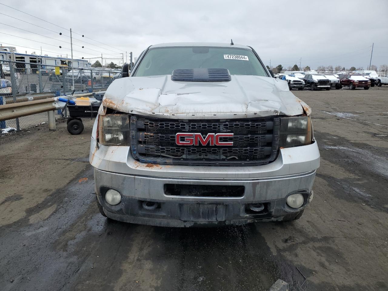 Photo 4 VIN: 1GT12ZC88DF218002 - GMC SIERRA 