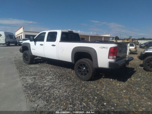 Photo 2 VIN: 1GT12ZC89CF121583 - GMC SIERRA 2500HD 