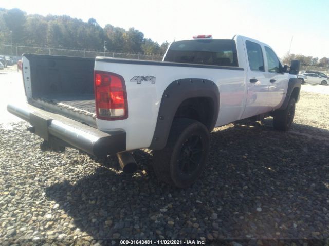 Photo 3 VIN: 1GT12ZC89CF121583 - GMC SIERRA 2500HD 