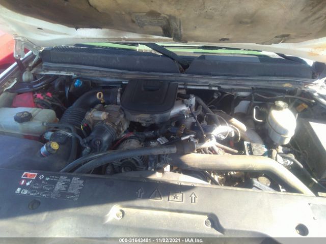 Photo 9 VIN: 1GT12ZC89CF121583 - GMC SIERRA 2500HD 