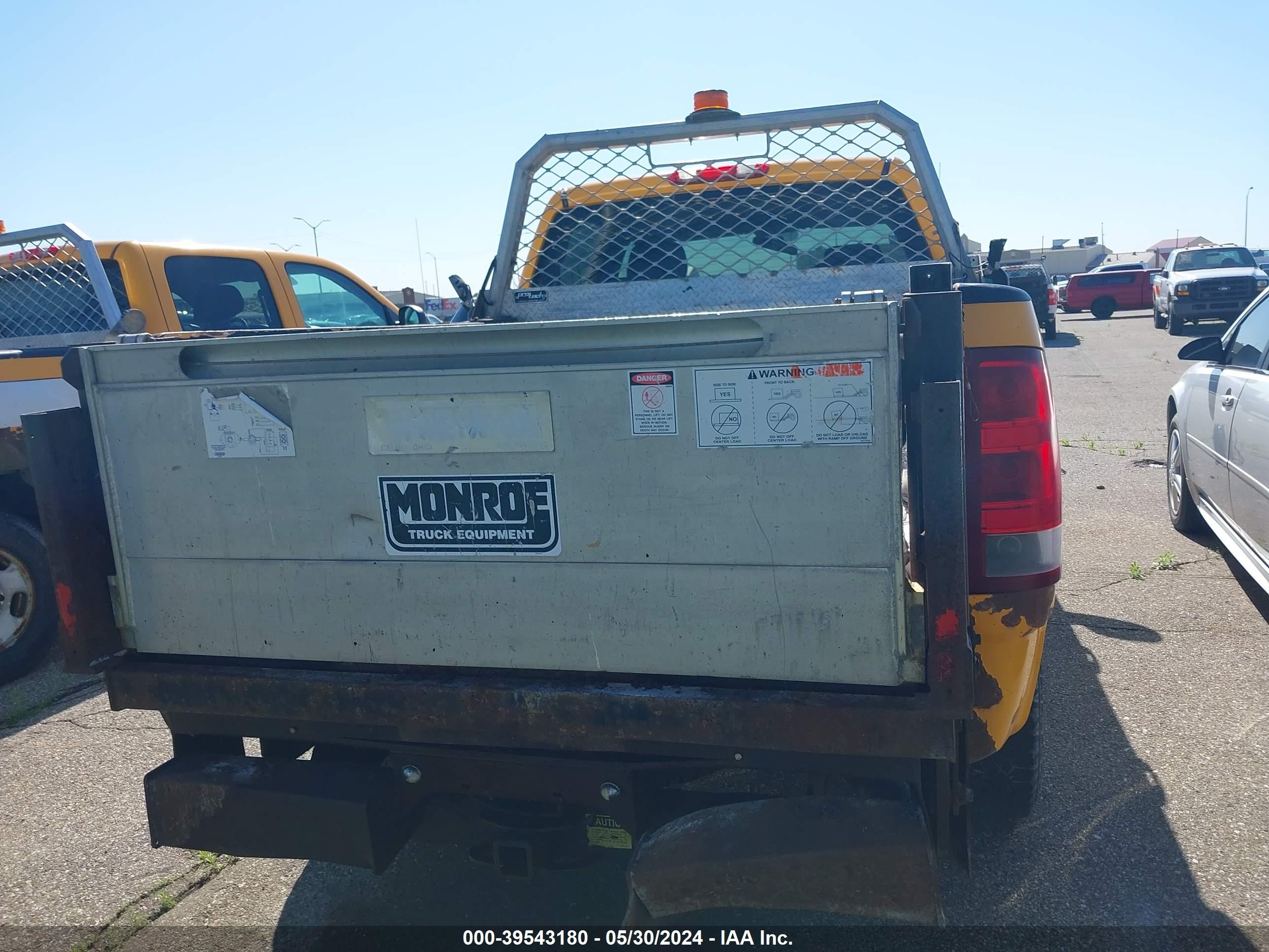 Photo 15 VIN: 1GT12ZCGXDF167173 - GMC SIERRA 