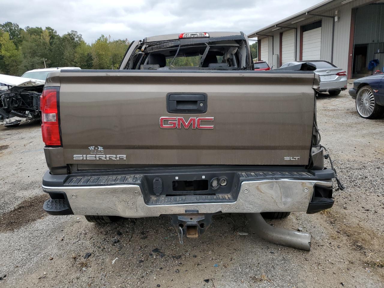 Photo 5 VIN: 1GT12ZE86FF145986 - GMC SIERRA 