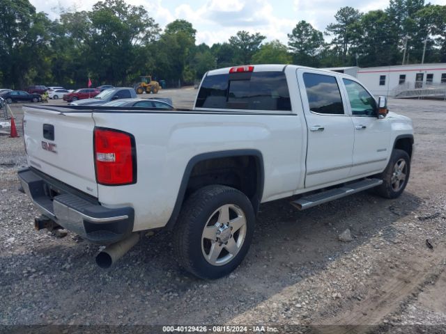 Photo 3 VIN: 1GT12ZE88FF568472 - GMC SIERRA 