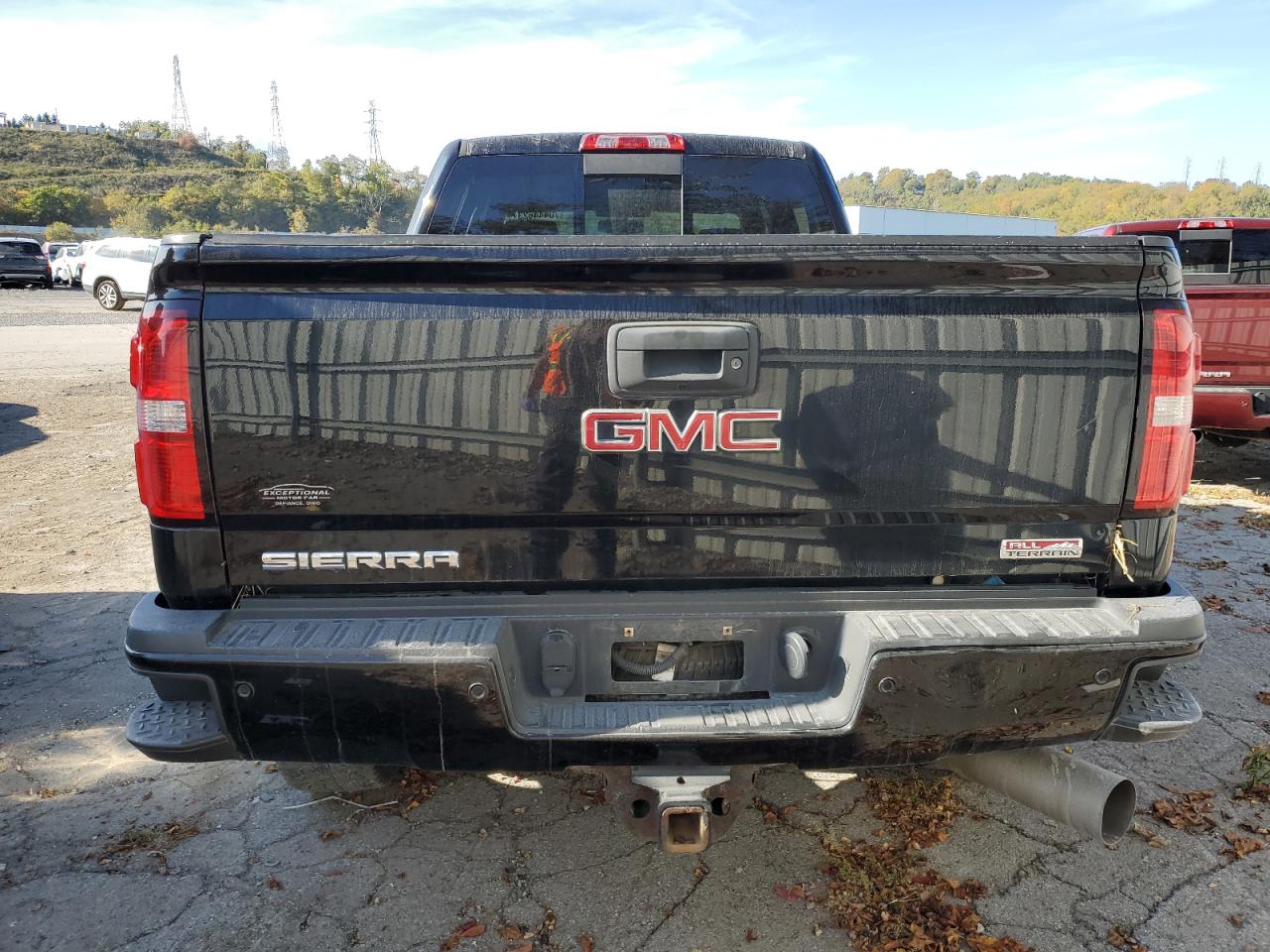 Photo 5 VIN: 1GT12ZE88FF615189 - GMC SIERRA 