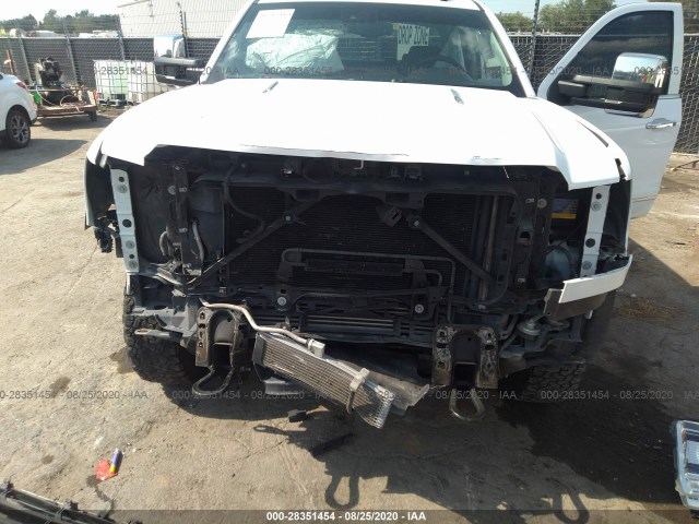 Photo 5 VIN: 1GT12ZE89FF554371 - GMC SIERRA 2500HD 