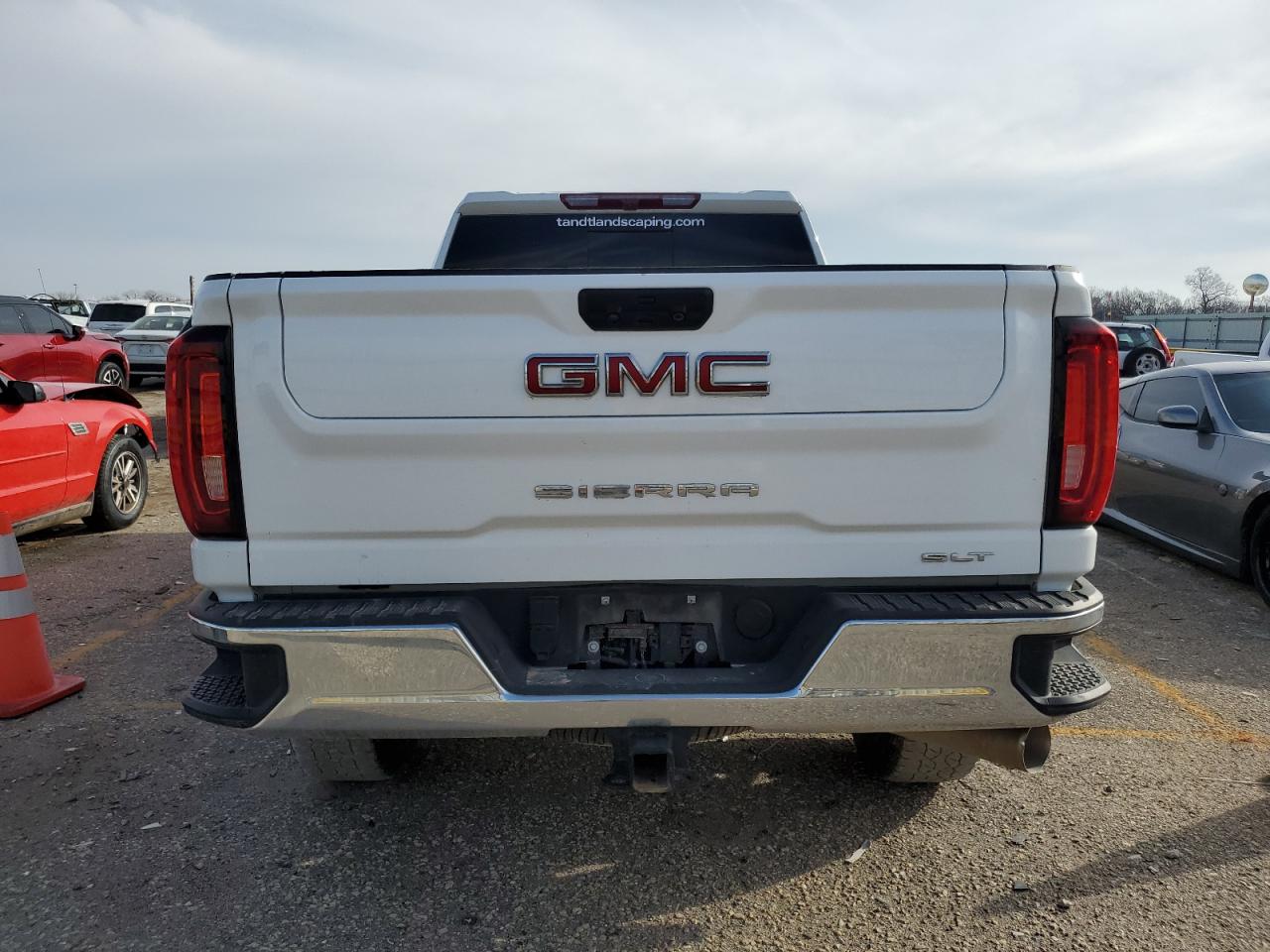 Photo 5 VIN: 1GT19NEY5PF114136 - GMC SIERRA 