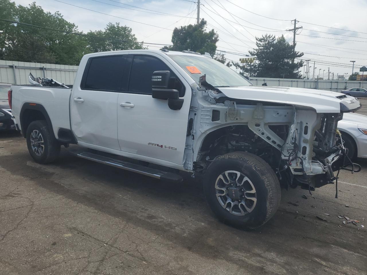 Photo 3 VIN: 1GT19PEY4NF230243 - GMC SIERRA 