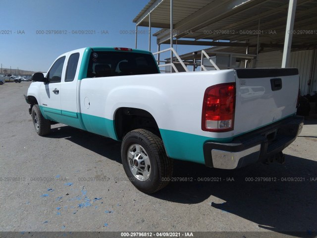 Photo 2 VIN: 1GT210CG3BZ239314 - GMC SIERRA 2500HD 