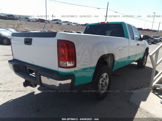 Photo 3 VIN: 1GT210CG3BZ239314 - GMC SIERRA 2500HD 