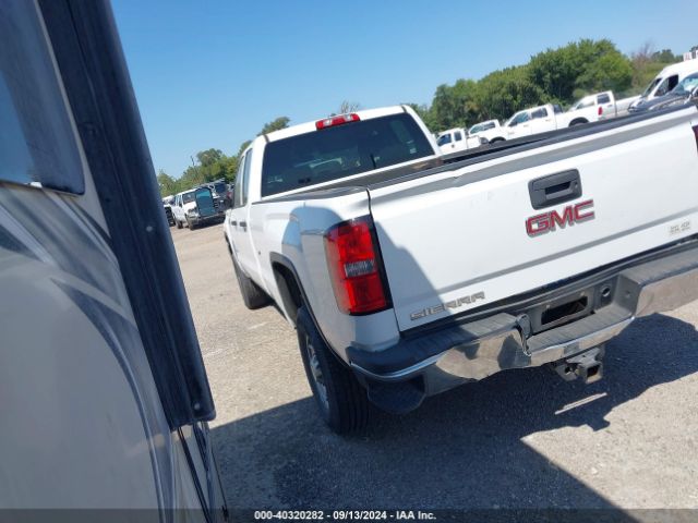 Photo 2 VIN: 1GT21REG5GZ214164 - GMC SIERRA 