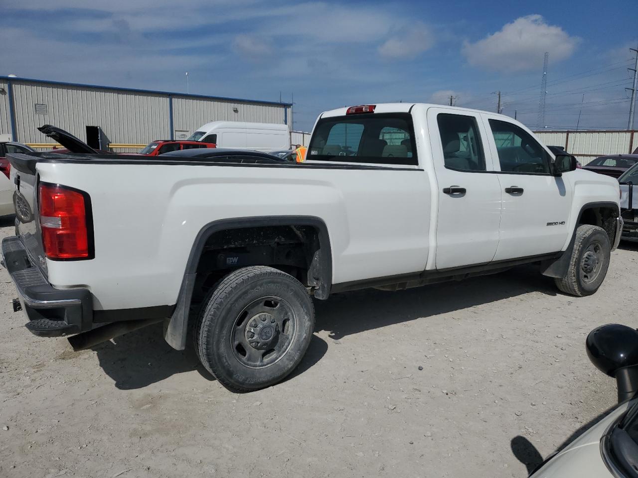 Photo 2 VIN: 1GT21XEG2FZ543522 - GMC SIERRA 