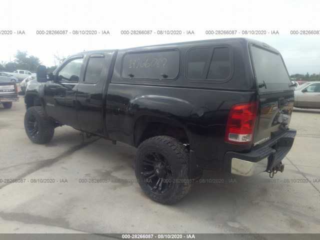 Photo 2 VIN: 1GT220C82BZ306393 - GMC SIERRA 2500HD 