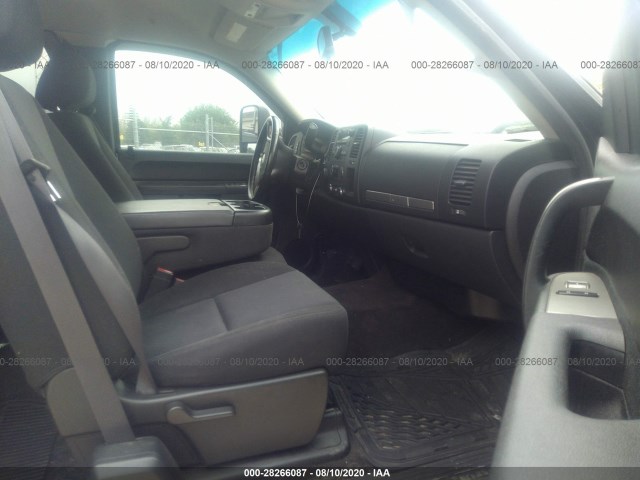 Photo 4 VIN: 1GT220C82BZ306393 - GMC SIERRA 2500HD 