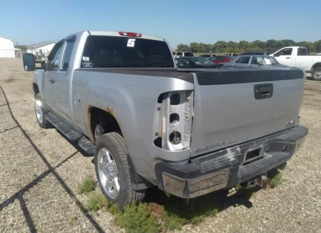 Photo 2 VIN: 1GT220C84DZ186860 - GMC SIERRA 2500HD 