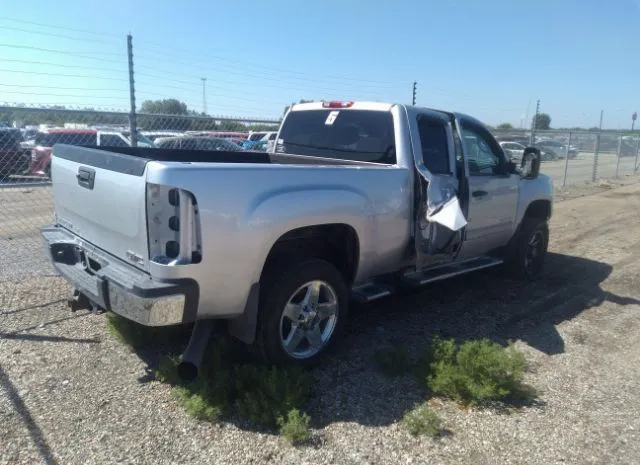 Photo 3 VIN: 1GT220C84DZ186860 - GMC SIERRA 2500HD 