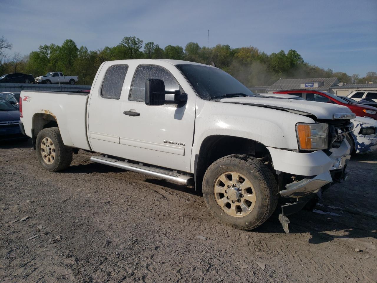 Photo 3 VIN: 1GT220C8XDZ183929 - GMC SIERRA 