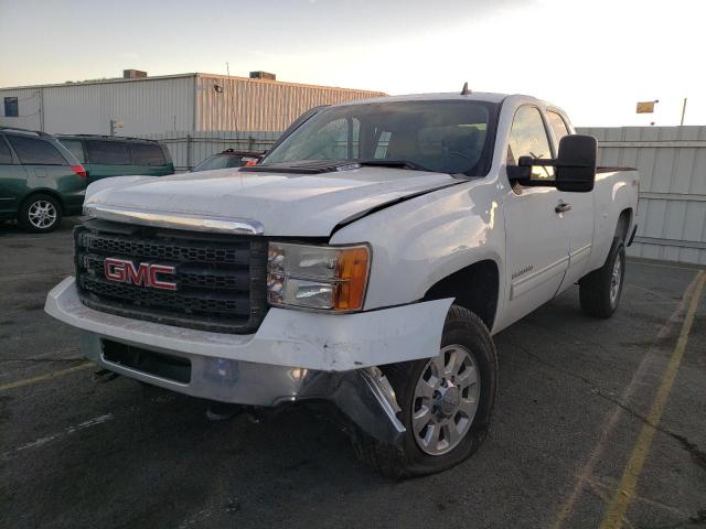 Photo 1 VIN: 1GT220CG1BZ137393 - GMC SIERRA K25 