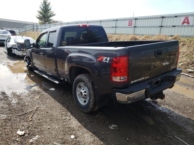 Photo 2 VIN: 1GT220CG6BZ137776 - GMC SIERRA K25 