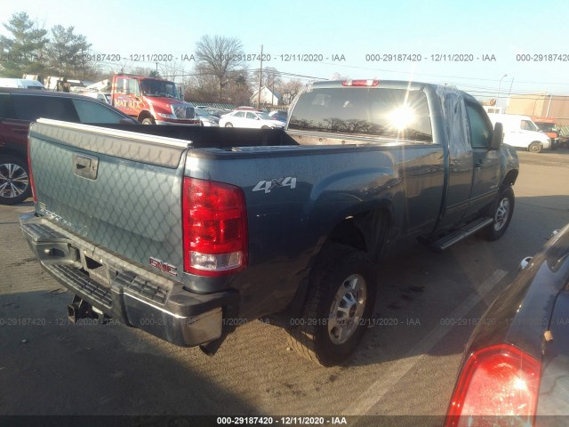 Photo 3 VIN: 1GT220CGXDZ204138 - GMC SIERRA 2500HD 