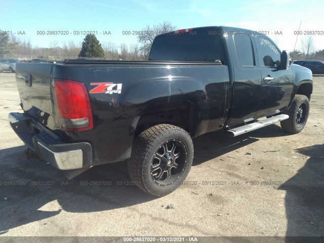 Photo 3 VIN: 1GT220EG1DZ208673 - GMC SIERRA 2500HD 