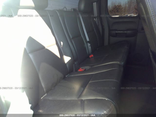 Photo 7 VIN: 1GT220EG1DZ208673 - GMC SIERRA 2500HD 