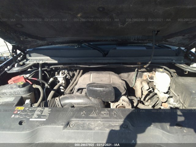 Photo 9 VIN: 1GT220EG1DZ208673 - GMC SIERRA 2500HD 