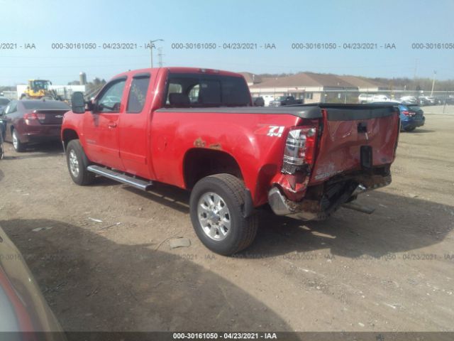 Photo 2 VIN: 1GT221CG1DZ194573 - GMC SIERRA 2500HD 