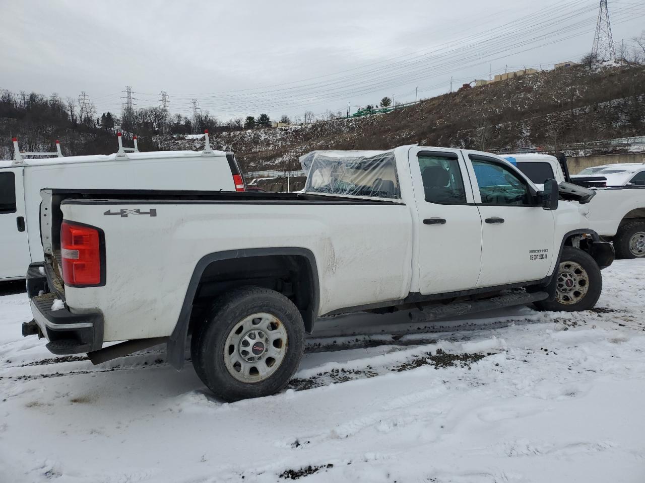 Photo 2 VIN: 1GT221EG9FZ120706 - GMC SIERRA 