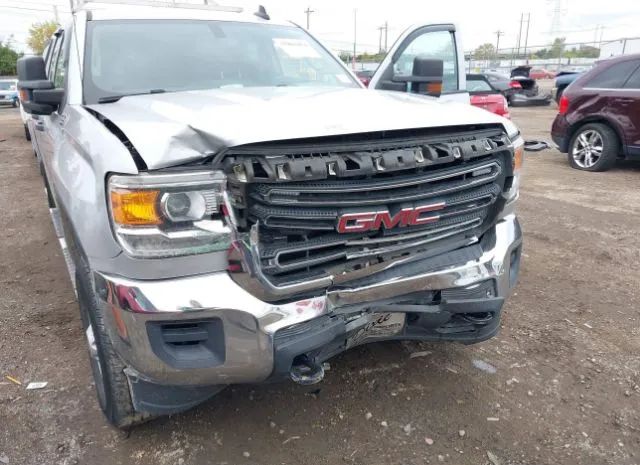 Photo 5 VIN: 1GT22REG0GZ372313 - GMC SIERRA 2500HD 