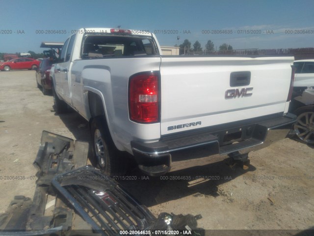 Photo 2 VIN: 1GT22REG3HZ397000 - GMC SIERRA 2500HD 